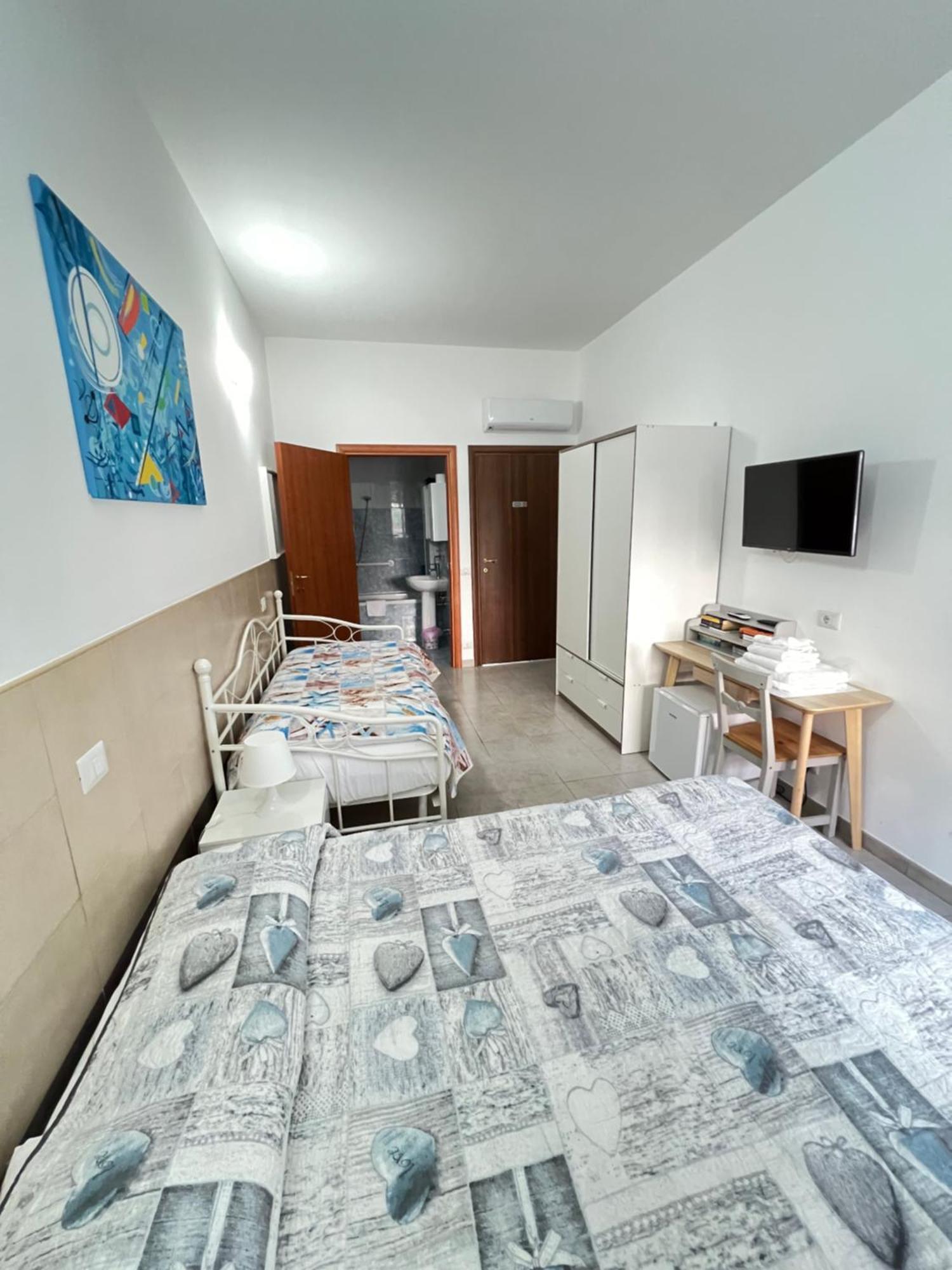 Coccinella Otel Sabaudia Dış mekan fotoğraf